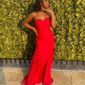Elegant Red Strapless Gown